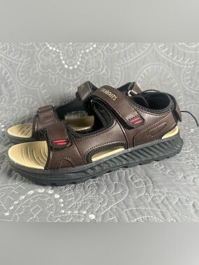 Thereabouts Big Boys Brown Gulf Strap Sandals NWT Size Big Boys 6